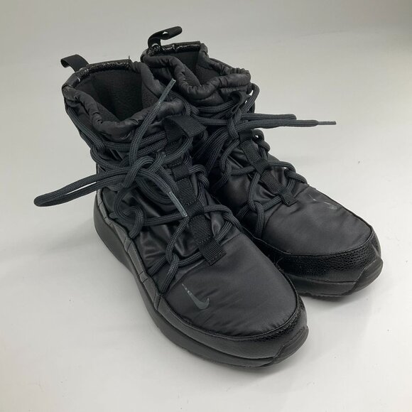 Nike Womens Tanjun High Cut Lace Up Boots Black Charcoal AO0355-004 Size 8 snow - Picture 1 of 8